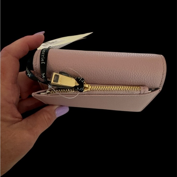 Moncrief London New w/ tags Pink Pebbled Leather Wallet with Gold Emblem - Picture 6 of 9